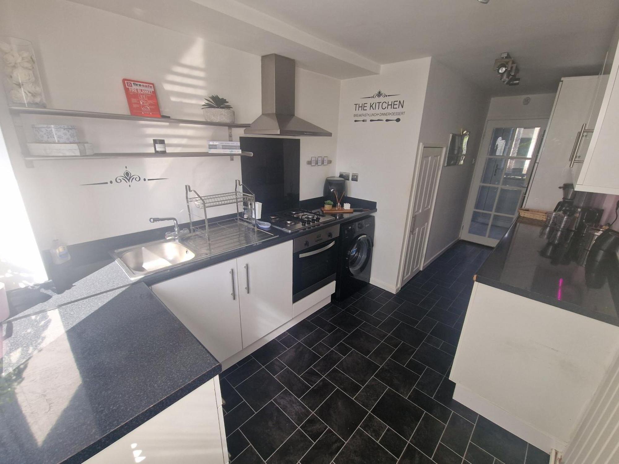 Stylish & Modern 2 Bed House With Free Parking Leeds Apartman Leeds  Kültér fotó