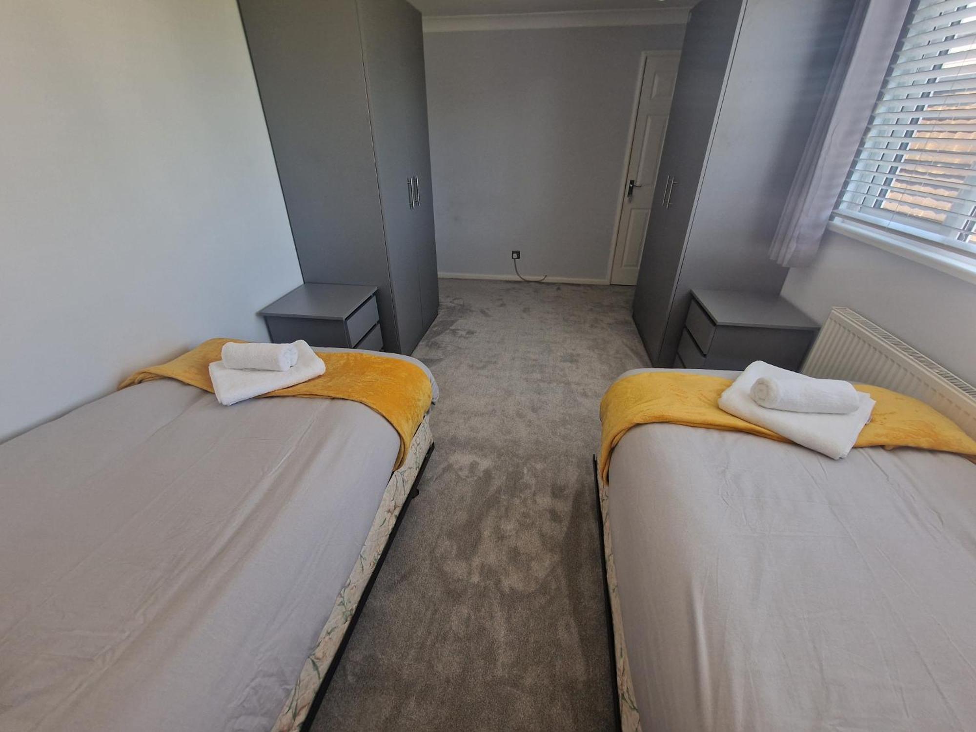 Stylish & Modern 2 Bed House With Free Parking Leeds Apartman Leeds  Kültér fotó
